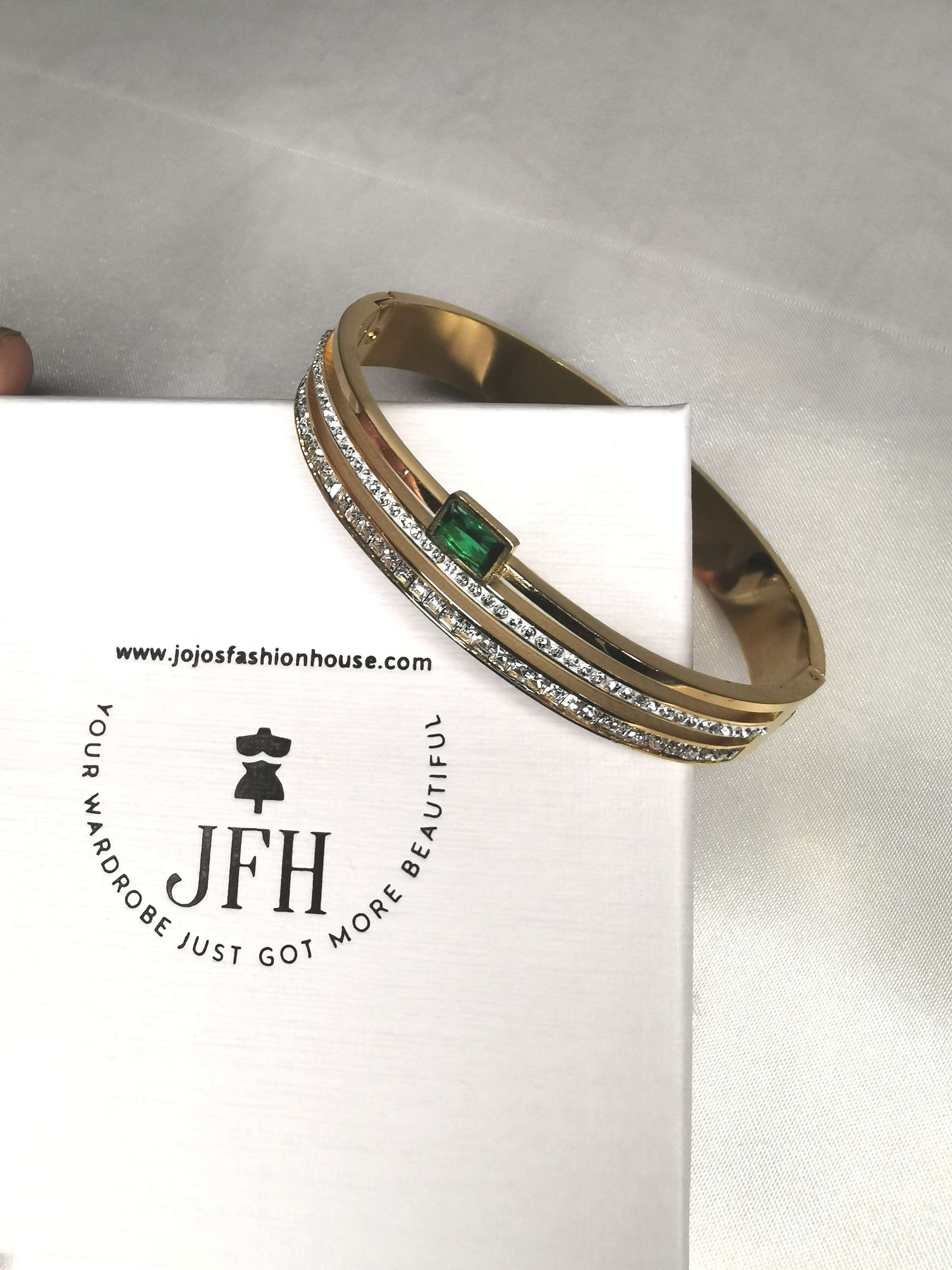 Noah Gold Layer Bangle image 0