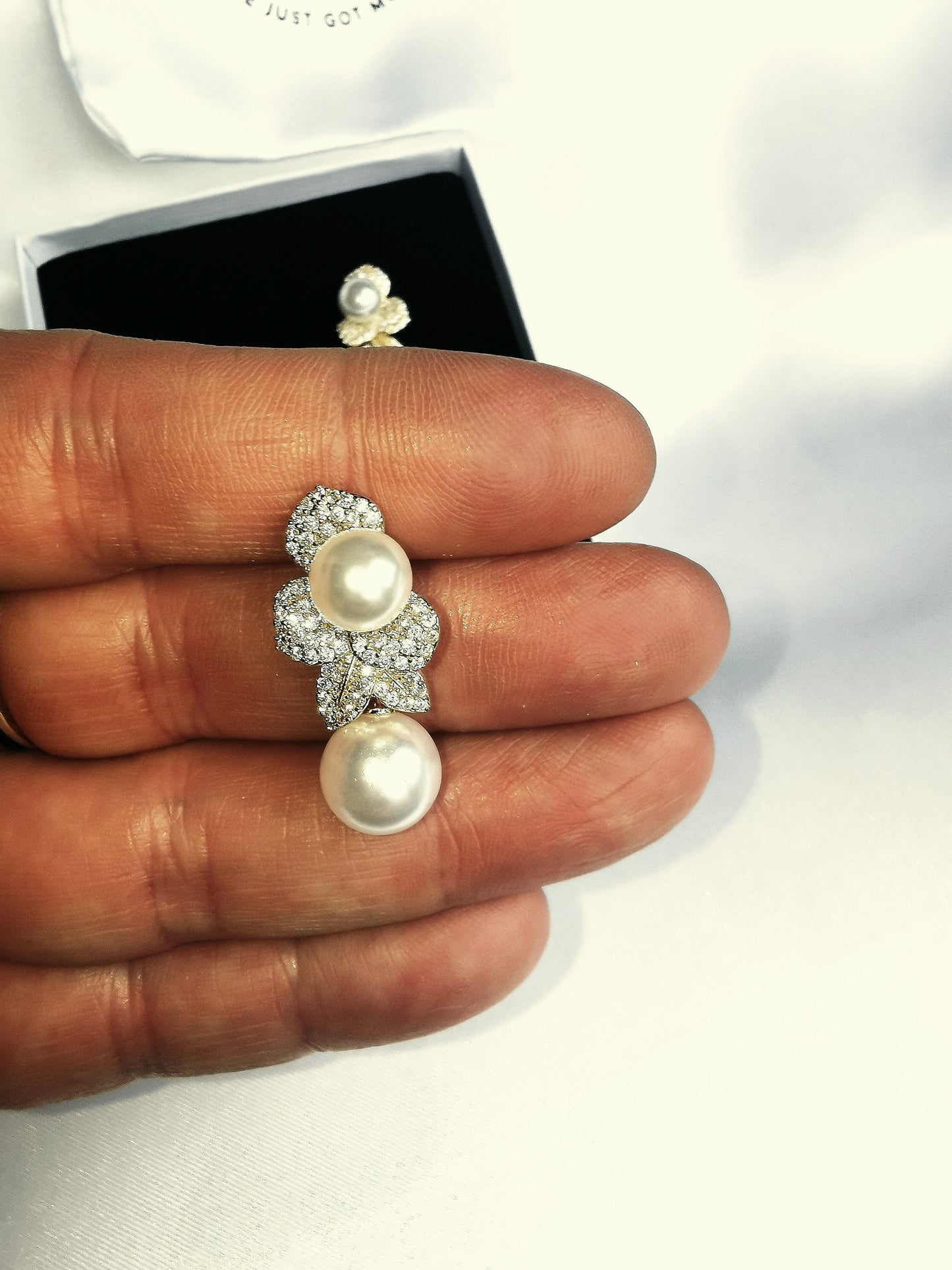 Lydia Pearl Diamanté - Gold image 2