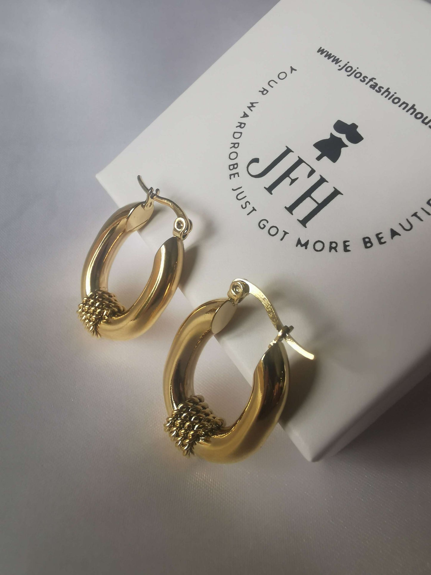 Savanna Vintage Hoop image 1