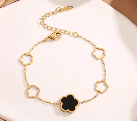 Shona Bracelet Black