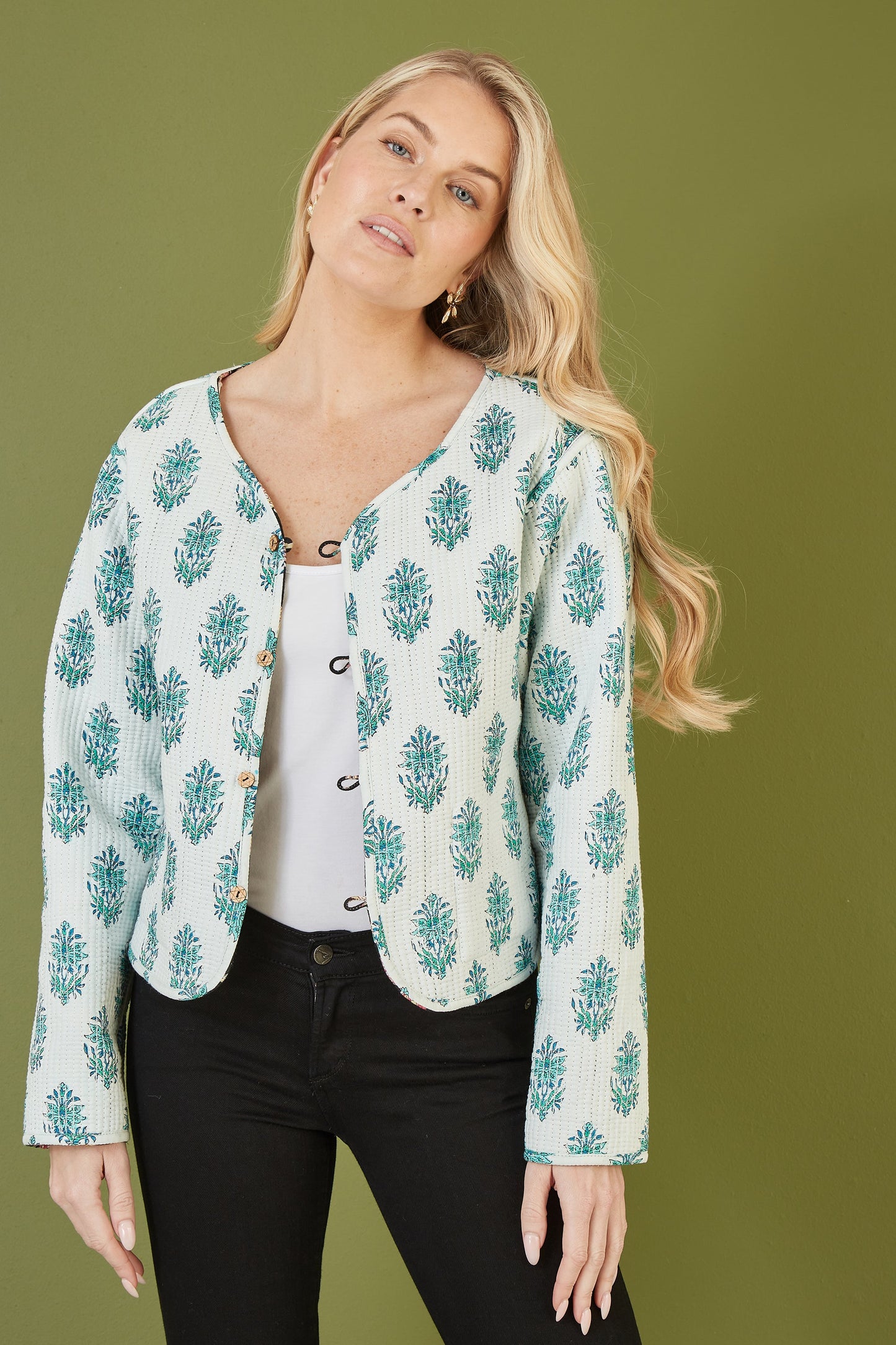 Black Floral Print Reversible Cotton Cropped Quilted Jacket