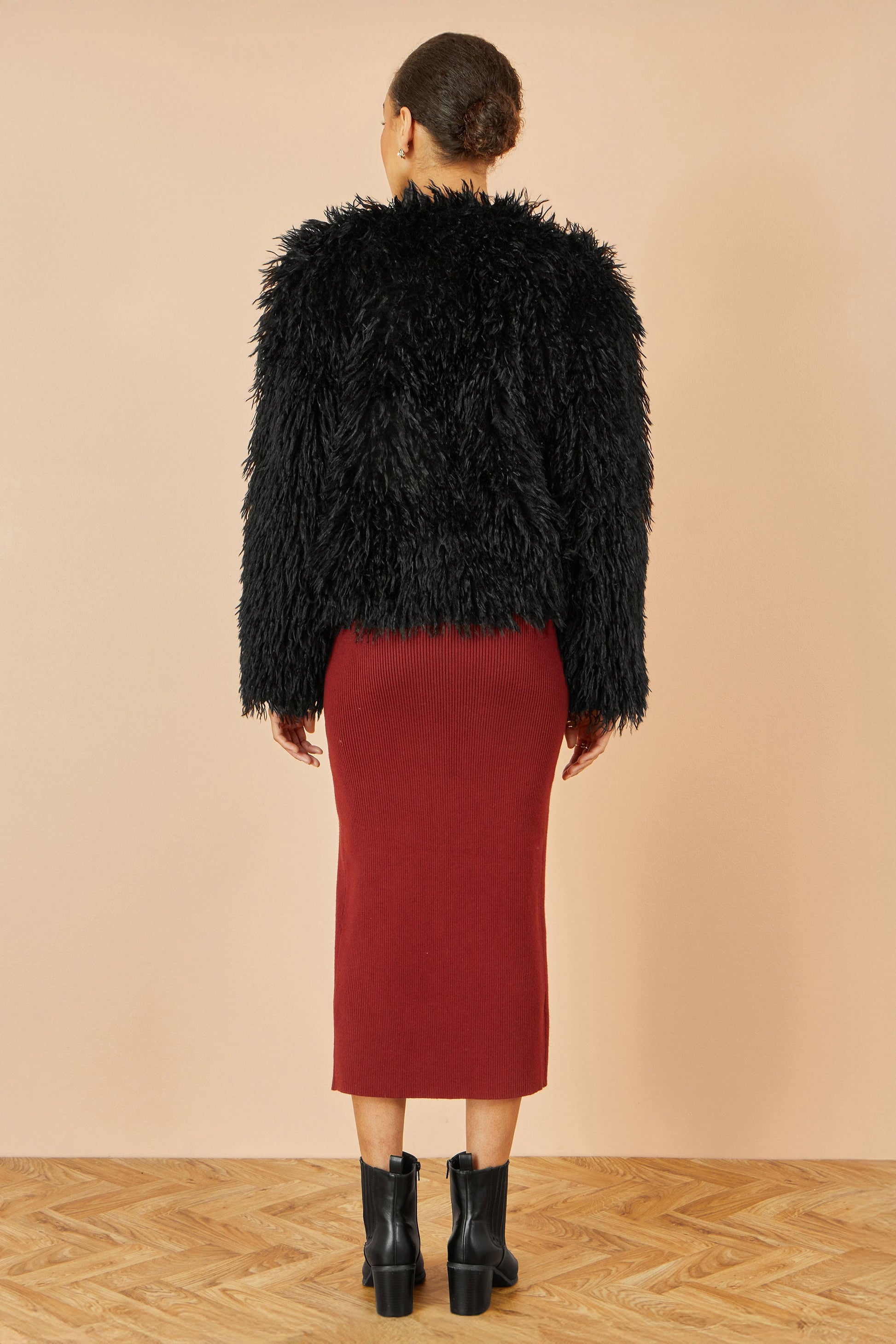 Black Luxe Fluffy Faux Fur Coat - Sizes 8 to 16
