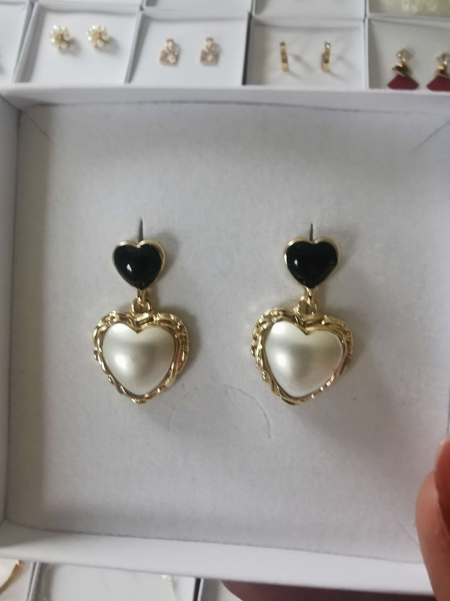 Annie Black and White Heart  image 3