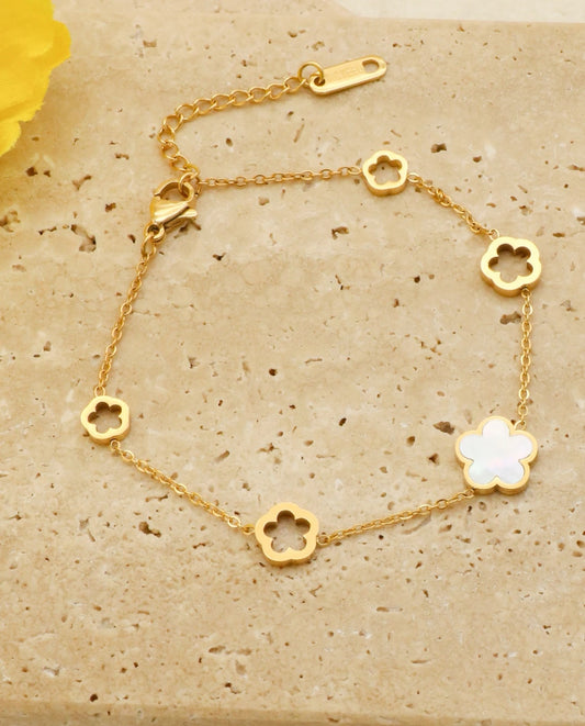 Shona Bracelet White  image 0