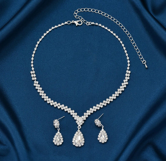 Tracy Silver and Diamanté Set image 0