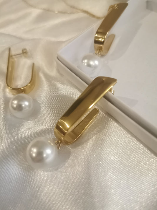 Gracie Pearl Gold Set image 0