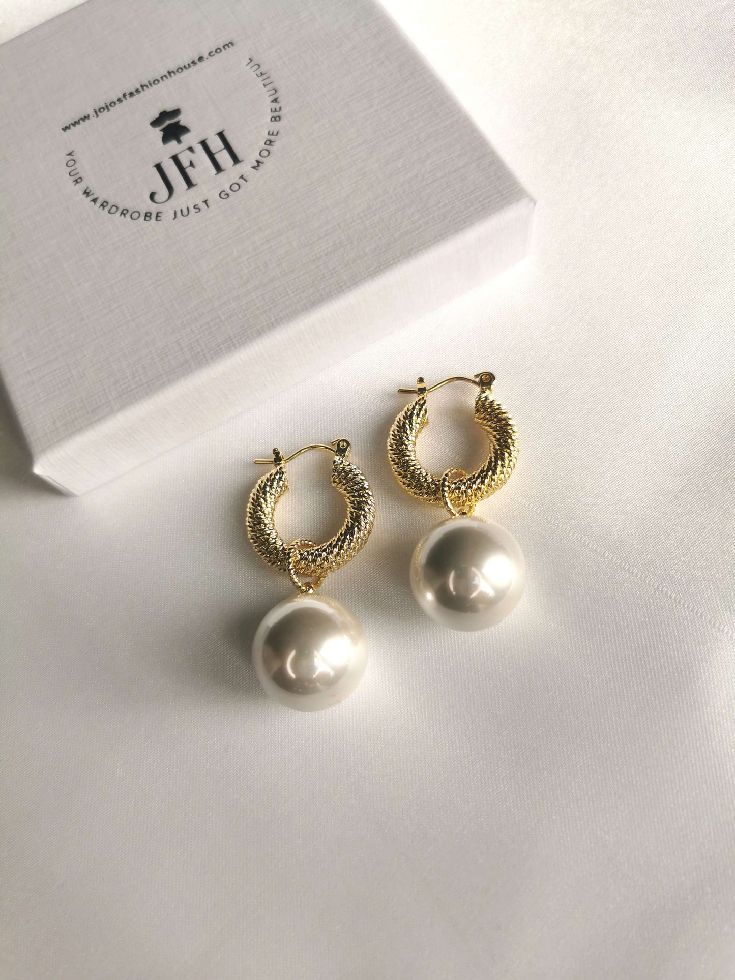 Bella Pearl Hoop Drop  image 0