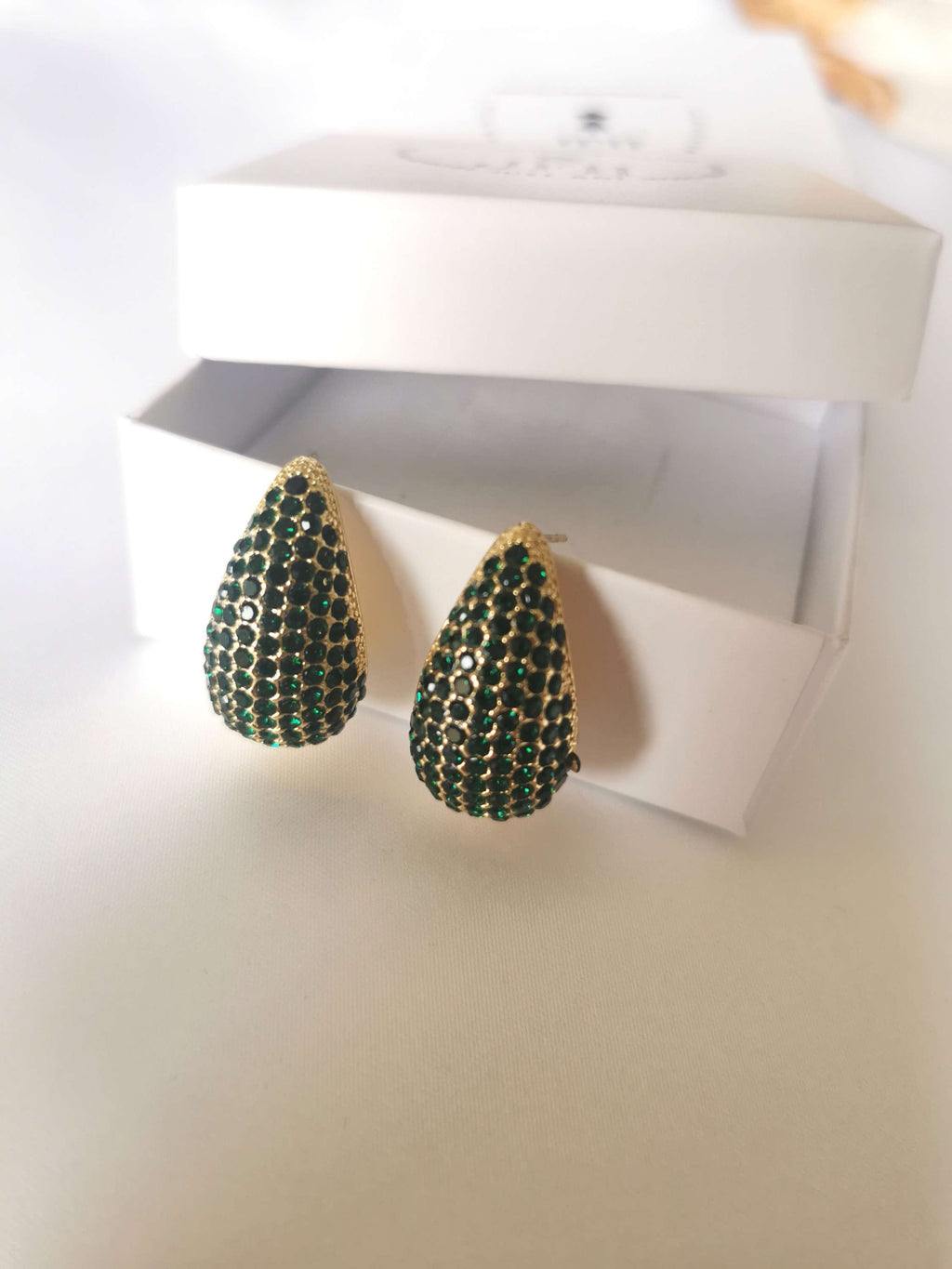 Maddie Gold Emerald  image 1