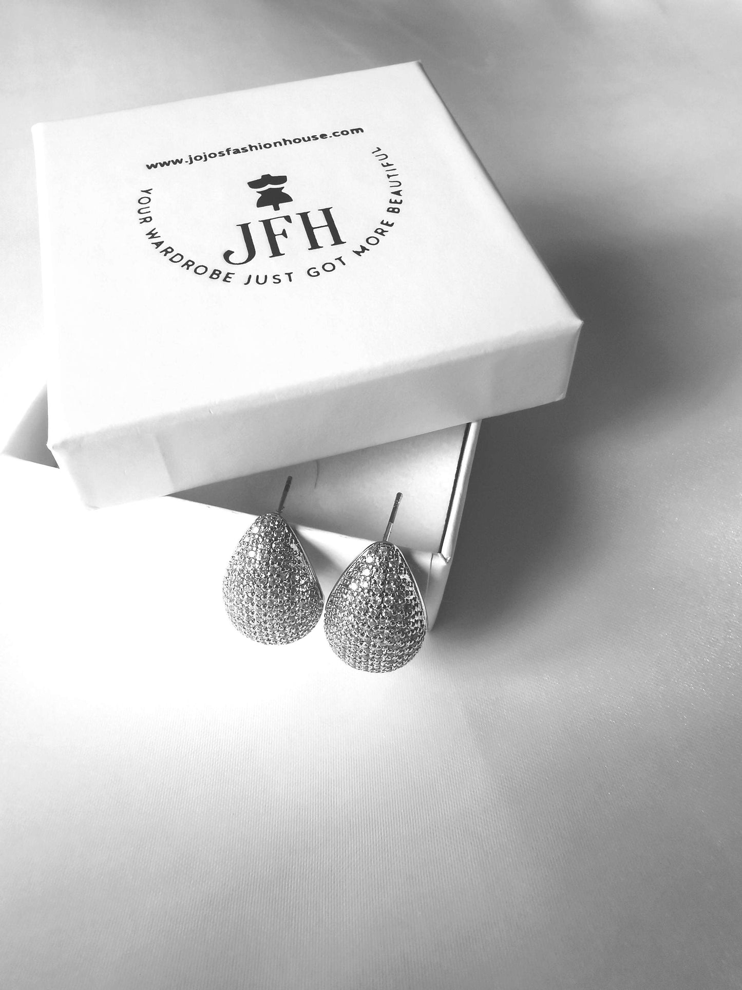 Maddie Silver Diamante image 3