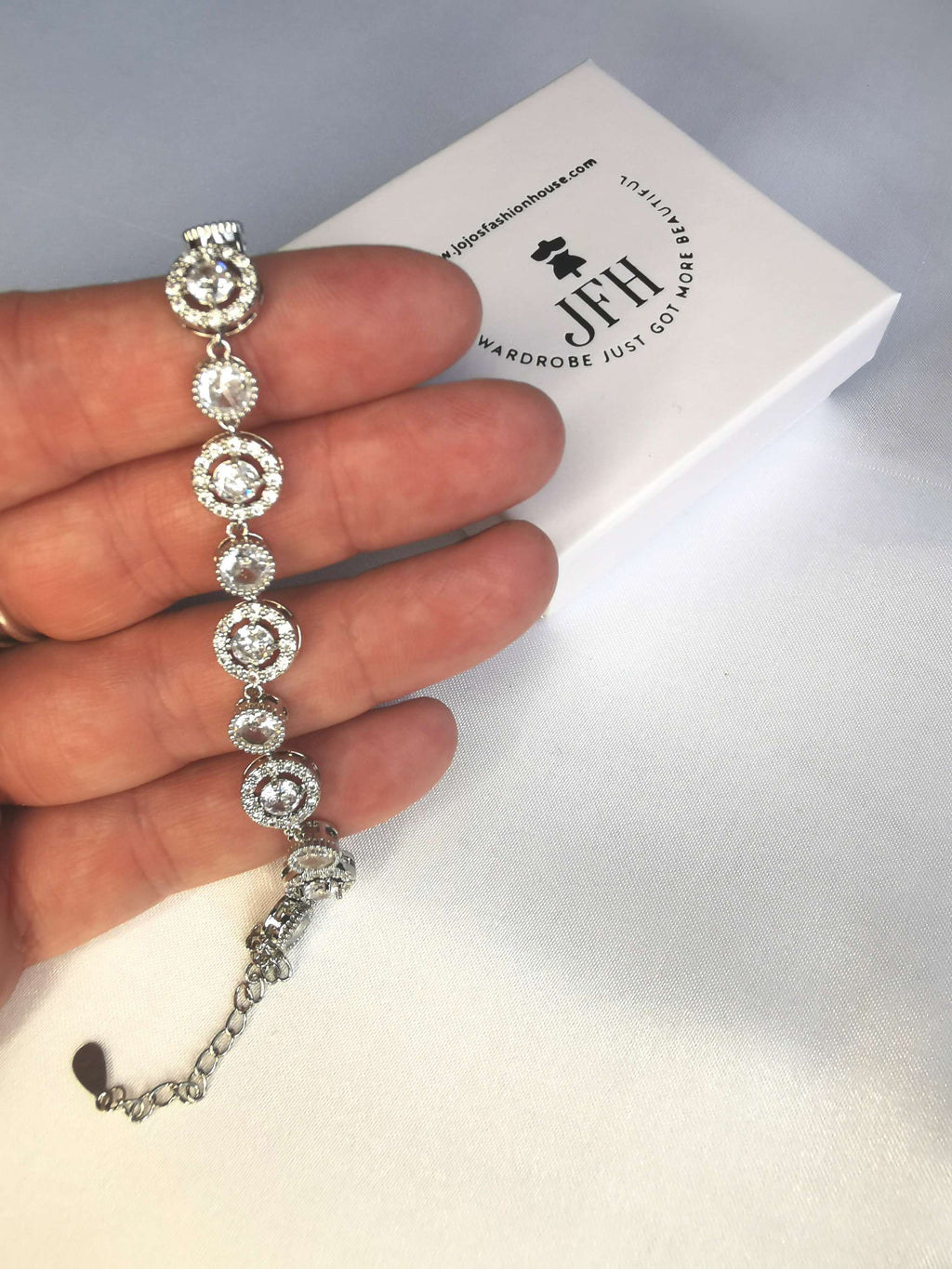 Nora Diamanté Bracelet  image 0