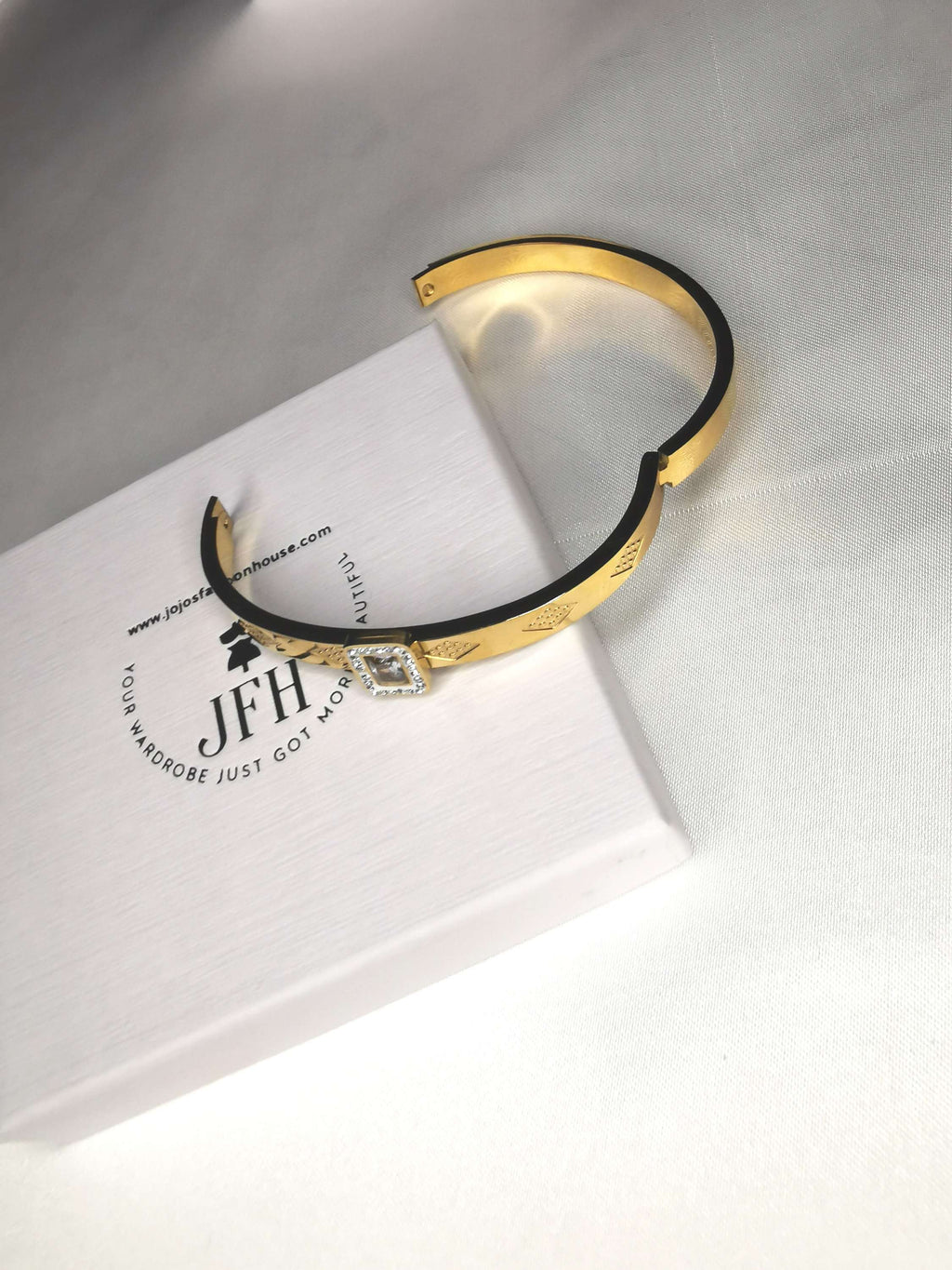 Amelia Gold Bangle  image 3