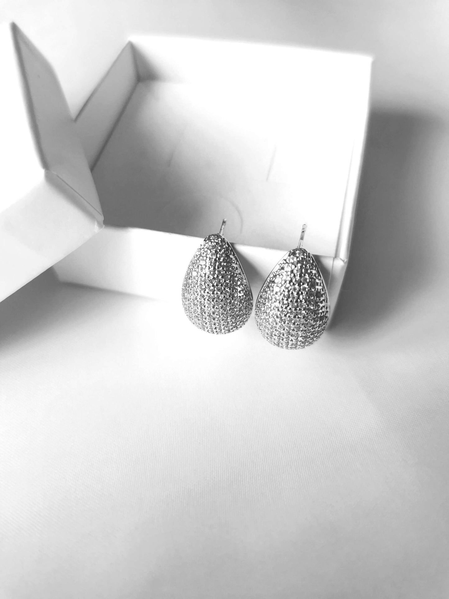 Maddie Silver Diamante image 4