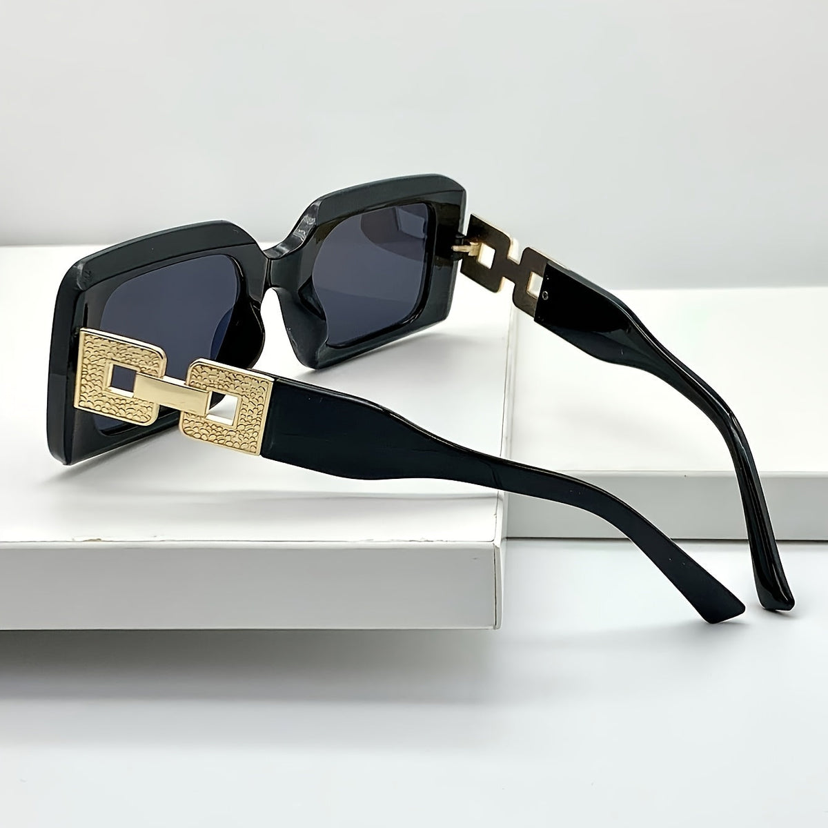 Square Fashion Sunglasses
