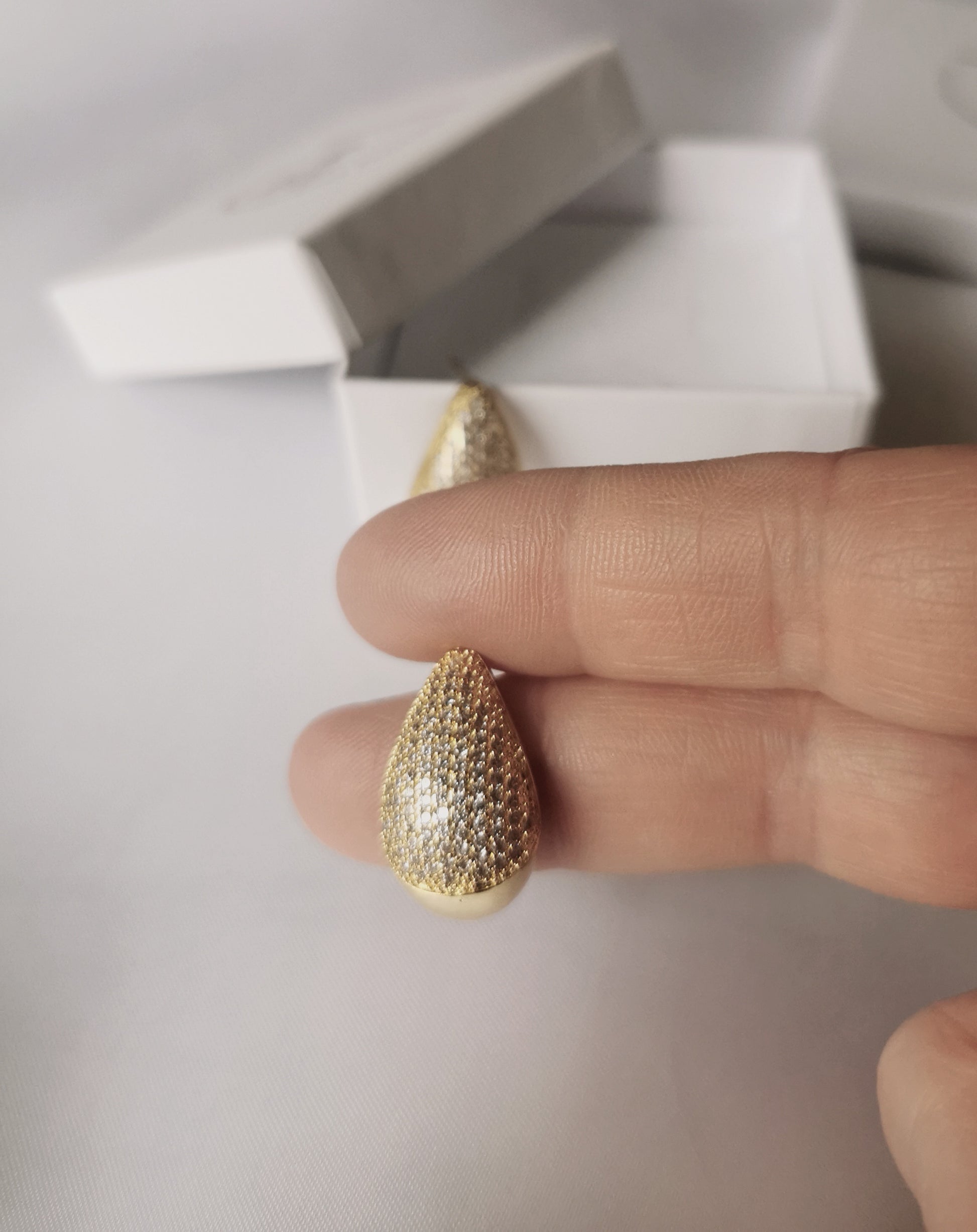 Maddie Gold Diamanté  image 1