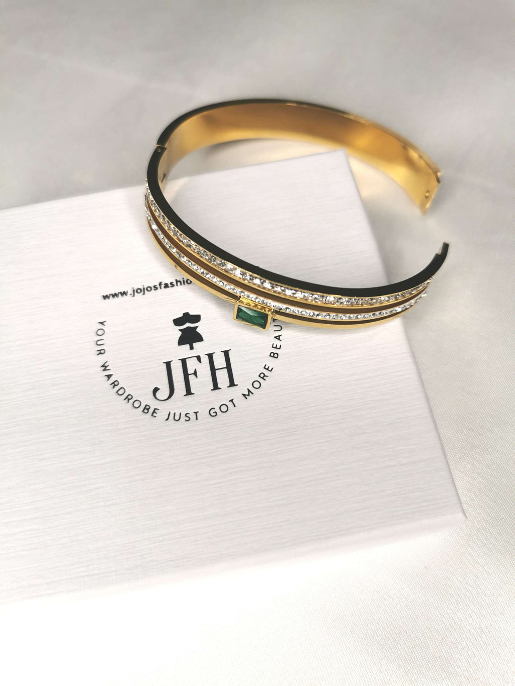 Noah Gold Layer Bangle  image 3