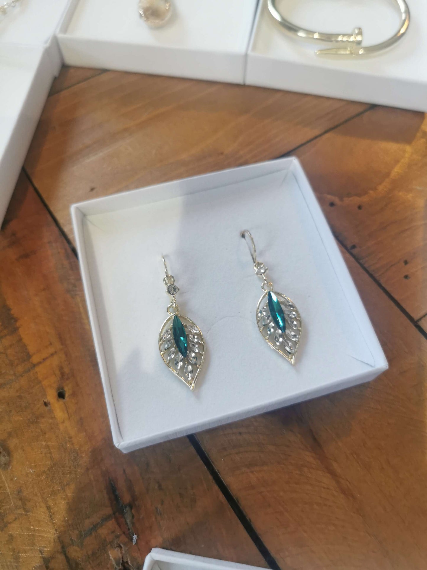 Sapphire Drop image 0