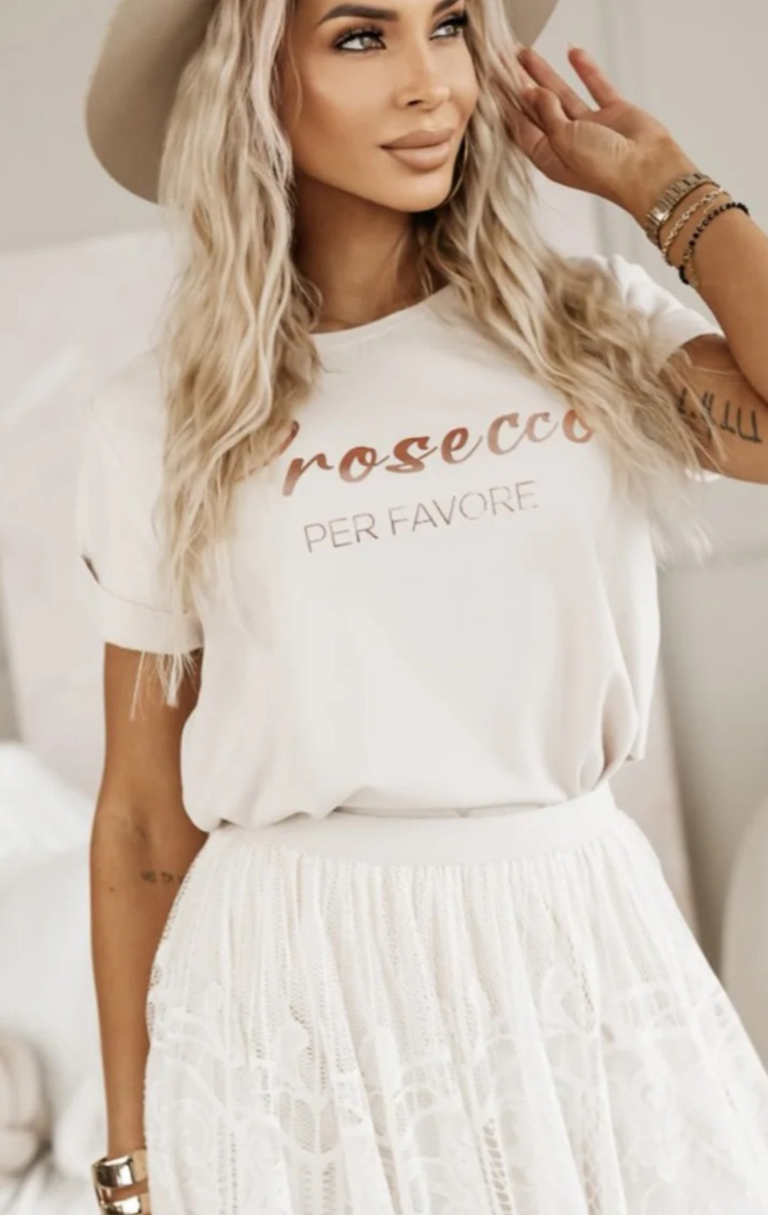 'Prosecco Per Favore' Graphic Printed T Shirt - One Size (8-12) - Ecru image 1