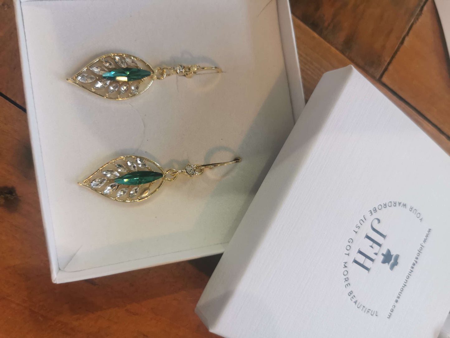 Sapphire Drop image 2