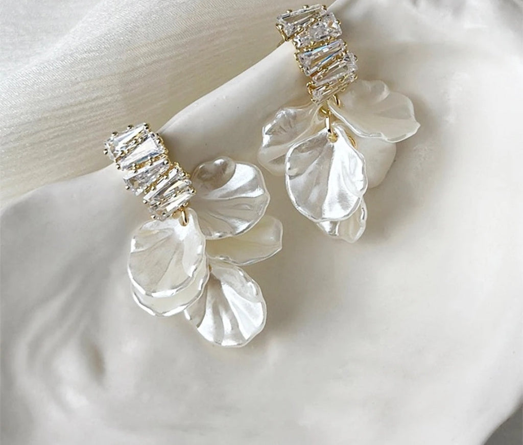 Jasmine Petal Shape Drop Earrings image 3
