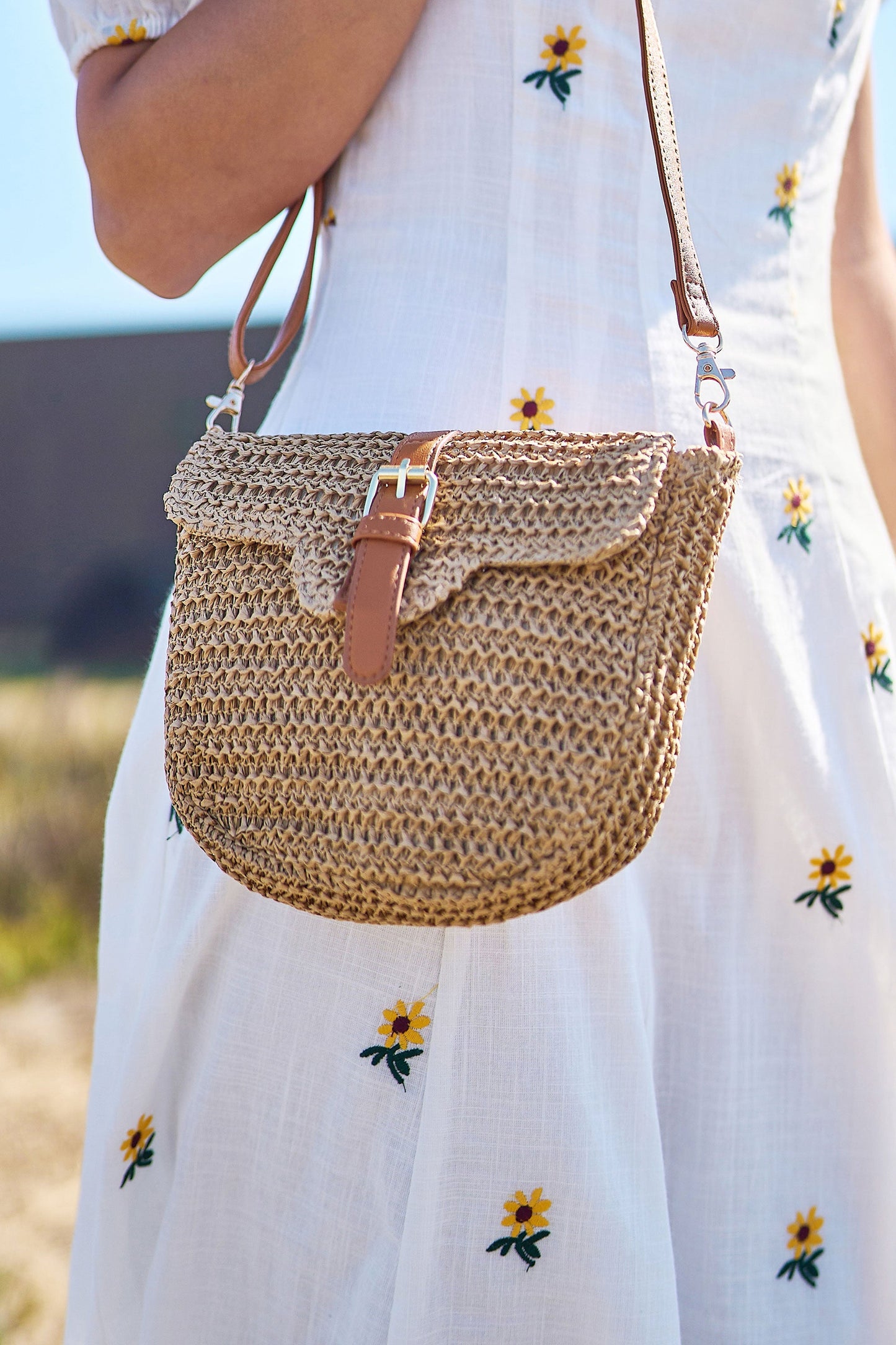 Brown Woven Rattan Handbag With Buckle