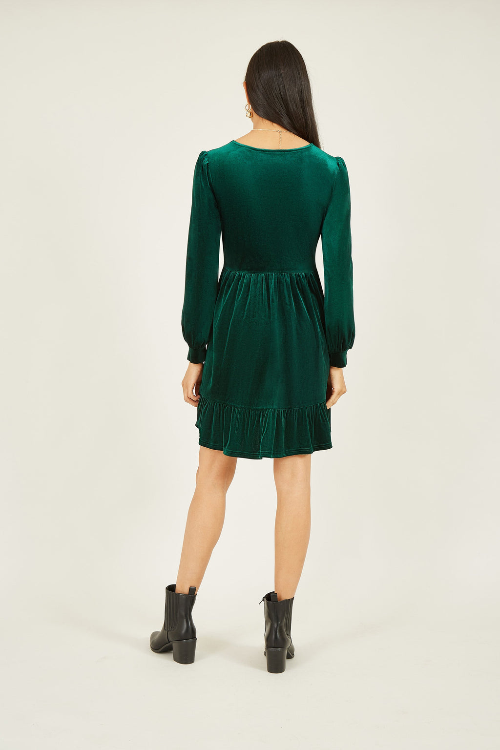 Green Velvet Long Sleeve Skater Dress - Sizes 8 to 16