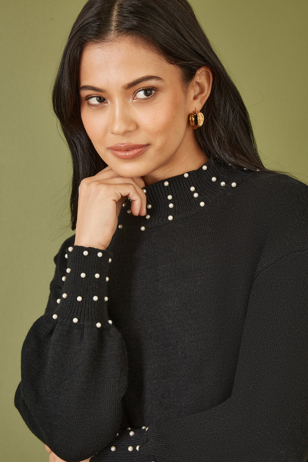 Black Pearl Detail Knitted Relaxed Jumper Dress