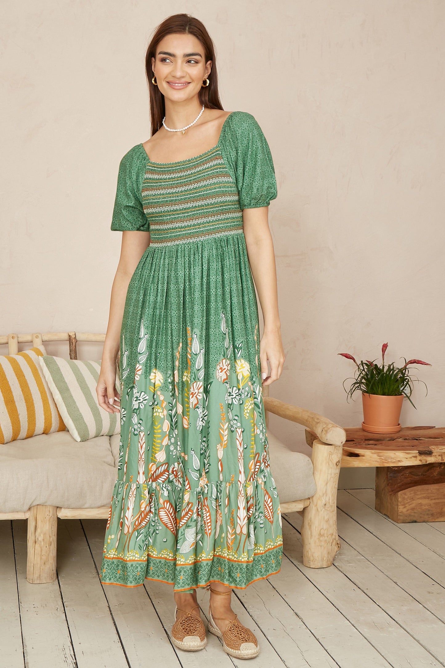 Green Ruched Leaf Print Maxi Dress With Puff Sleeves