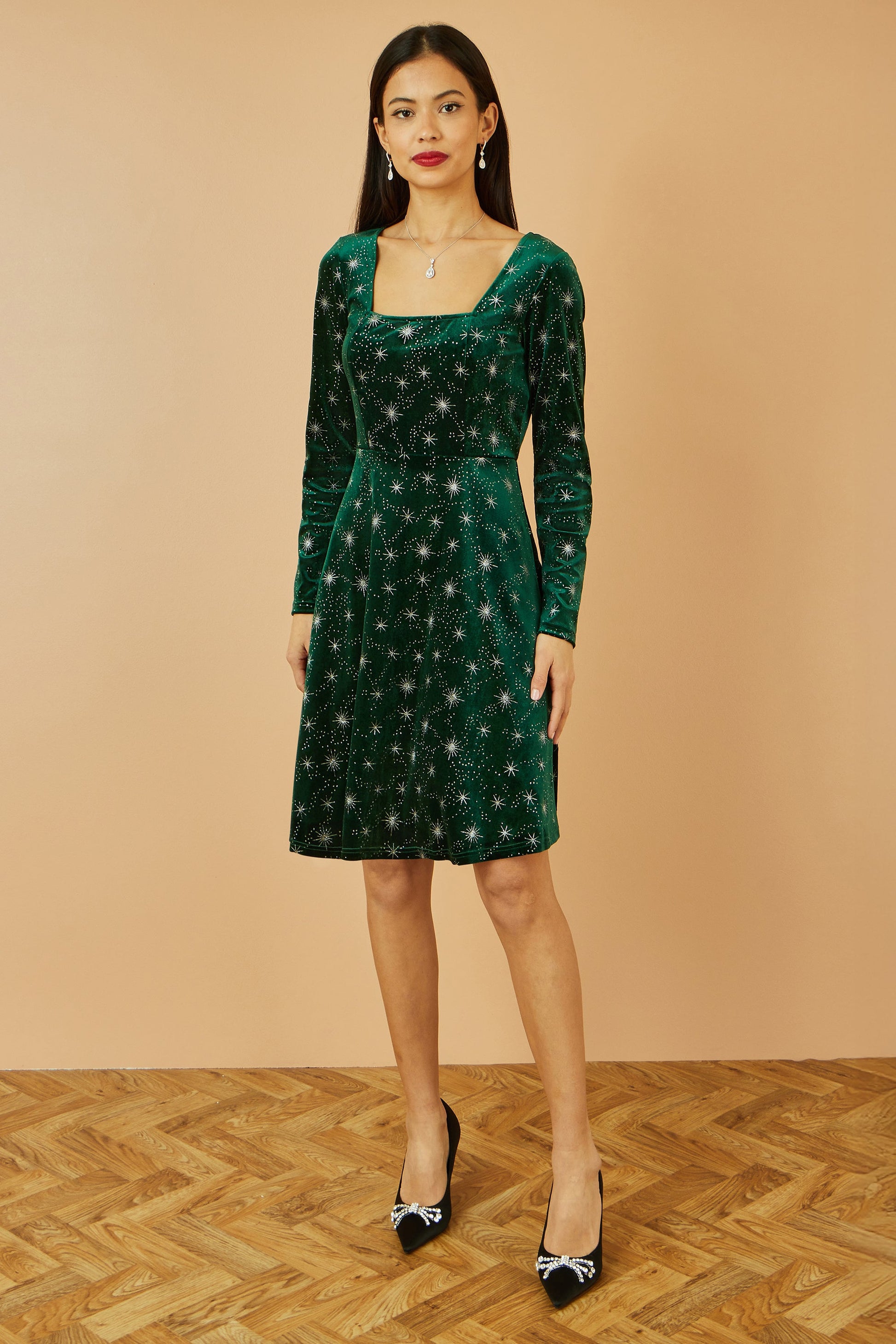 Green Starburst Foil Print Long Sleeve Dress - Sizes 8 to 18