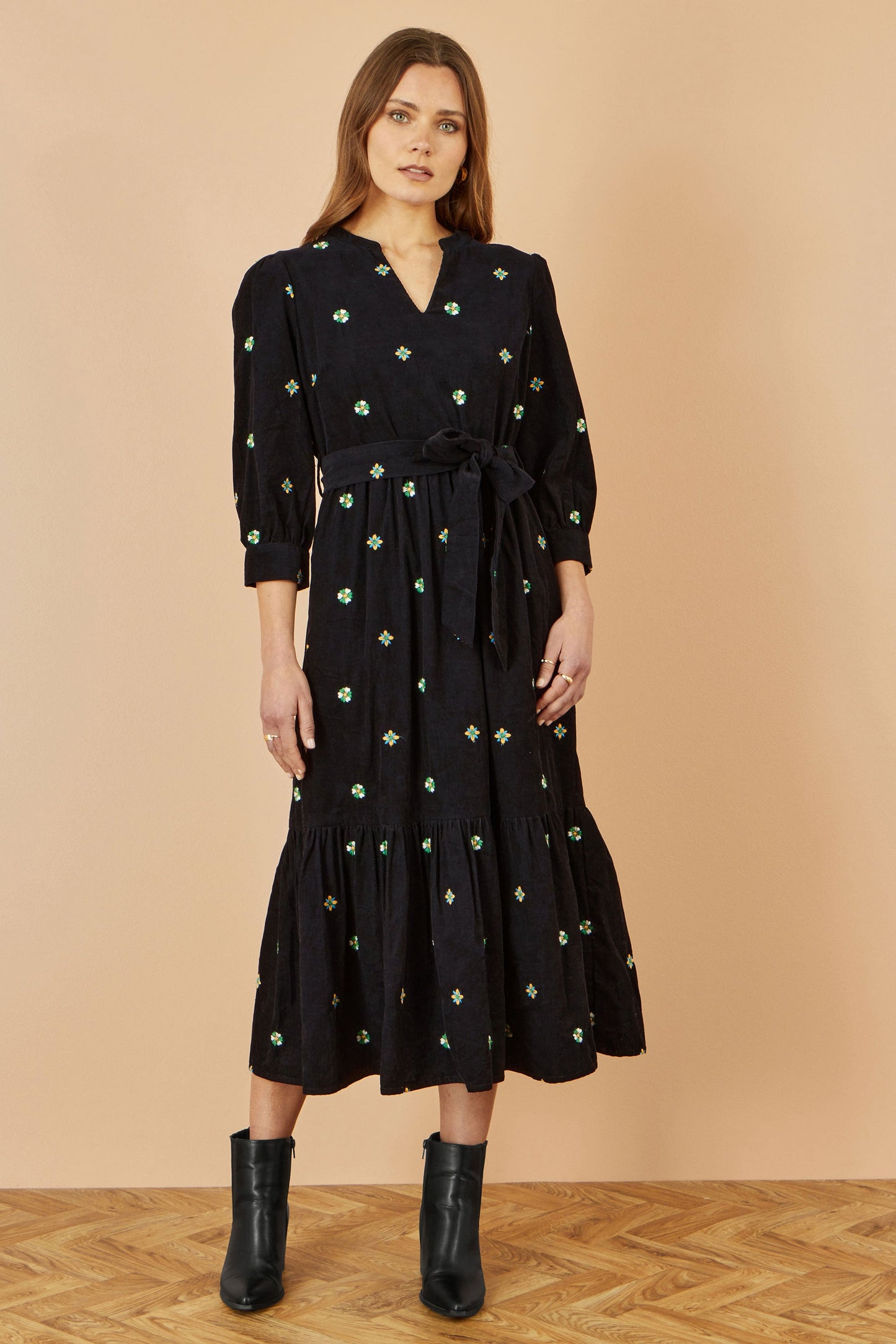 Black Flower Embroidery Midi Cord Dress