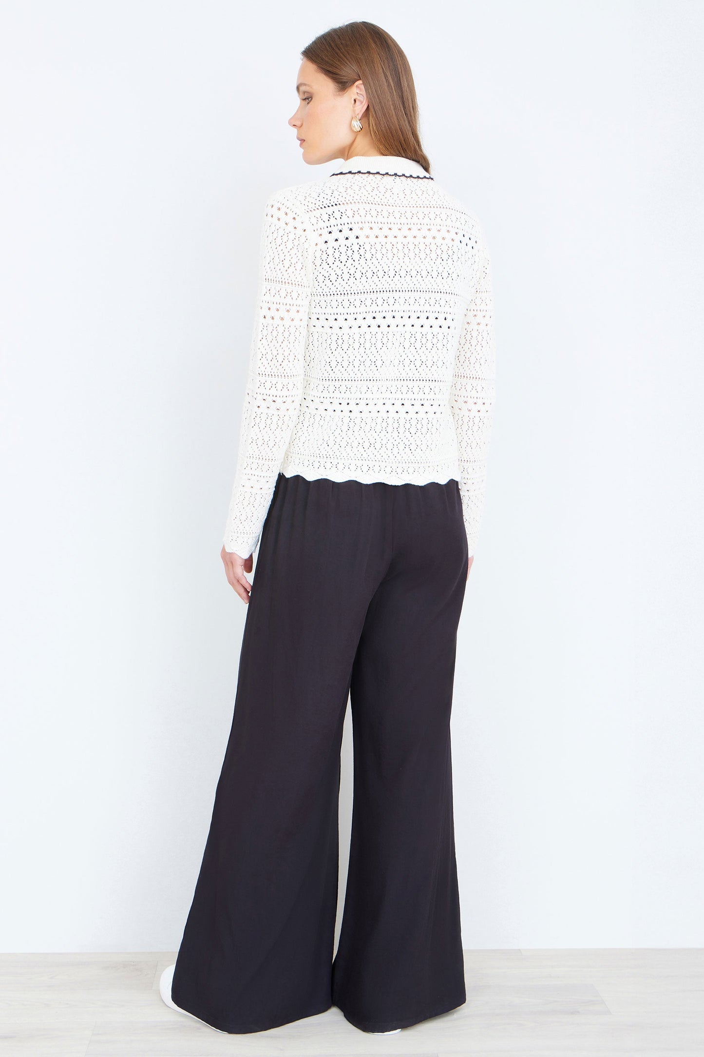 Ivory Crochet Knitted Cardigan With Peter Pan Collar