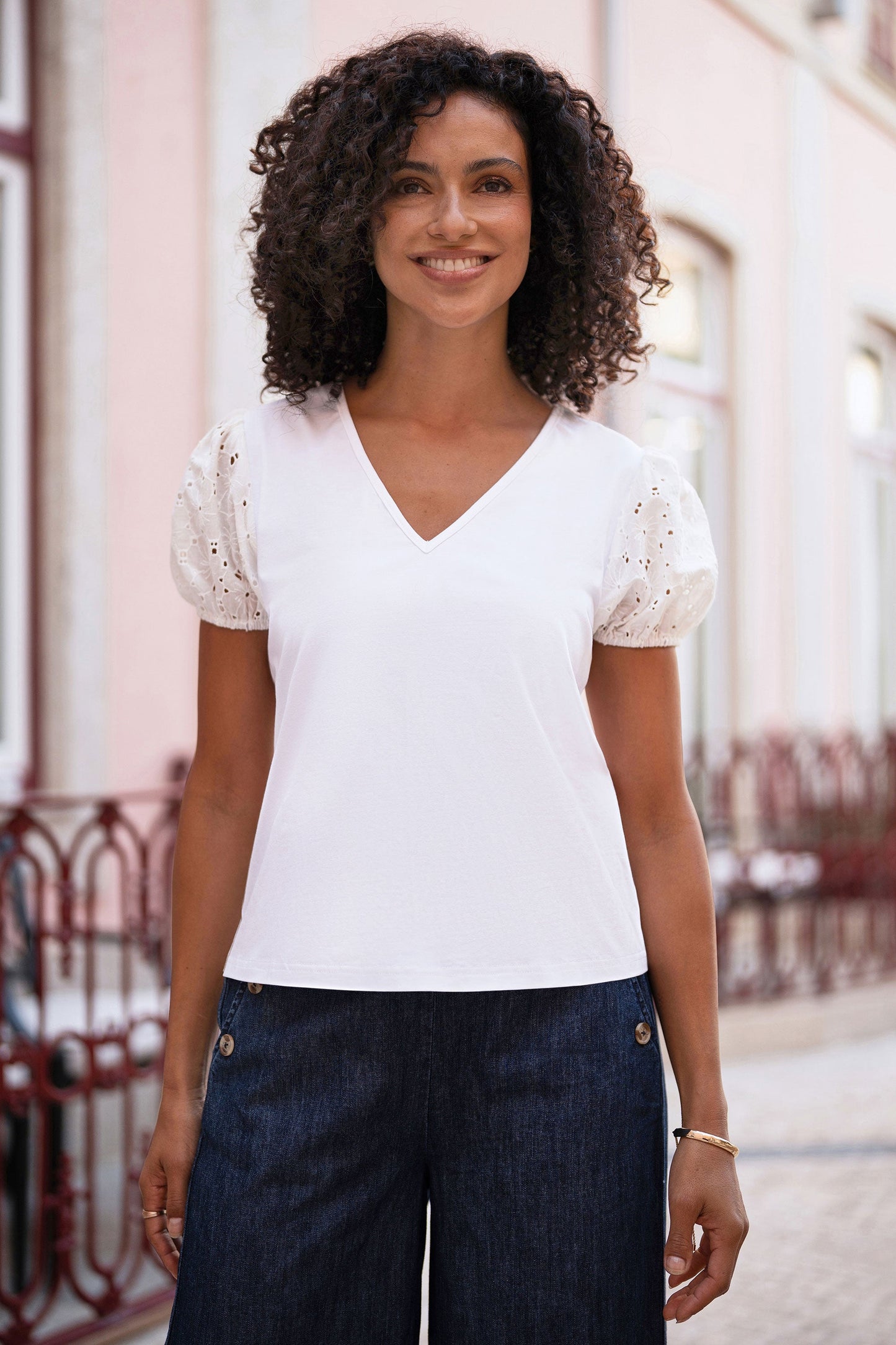 White Cotton Jersey T-Shirt With Lace Sleeves