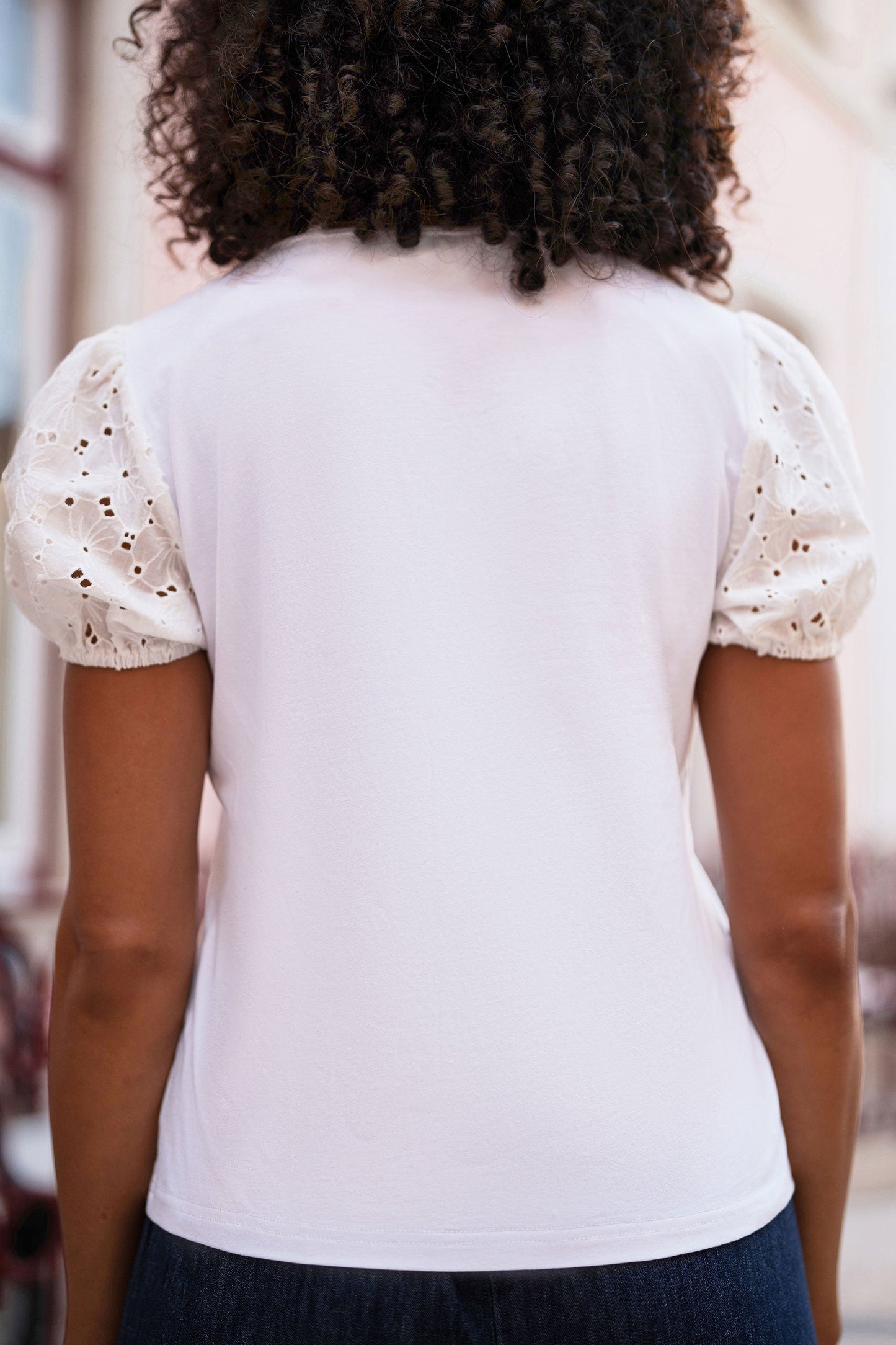 White Cotton Jersey T-Shirt With Lace Sleeves