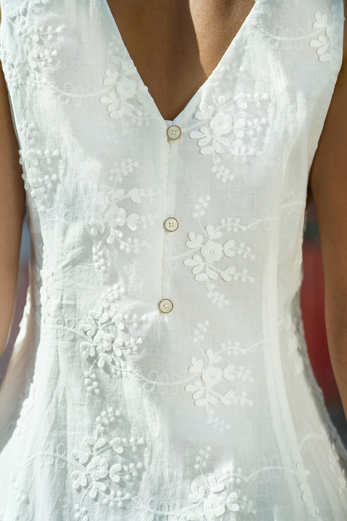 White Cotton Applique Flower Swing Shift Dress