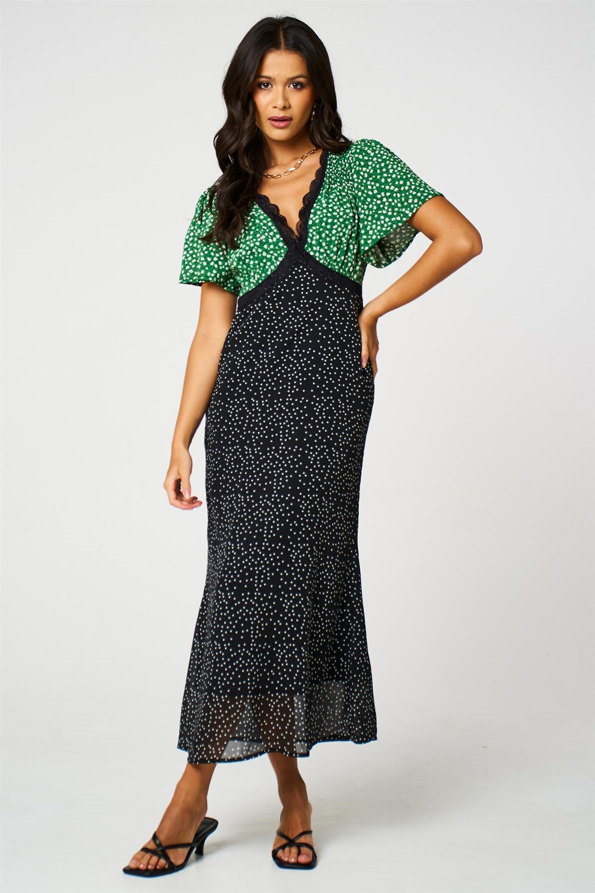 Black & Green Print Angel Sleeve Maxi Dress