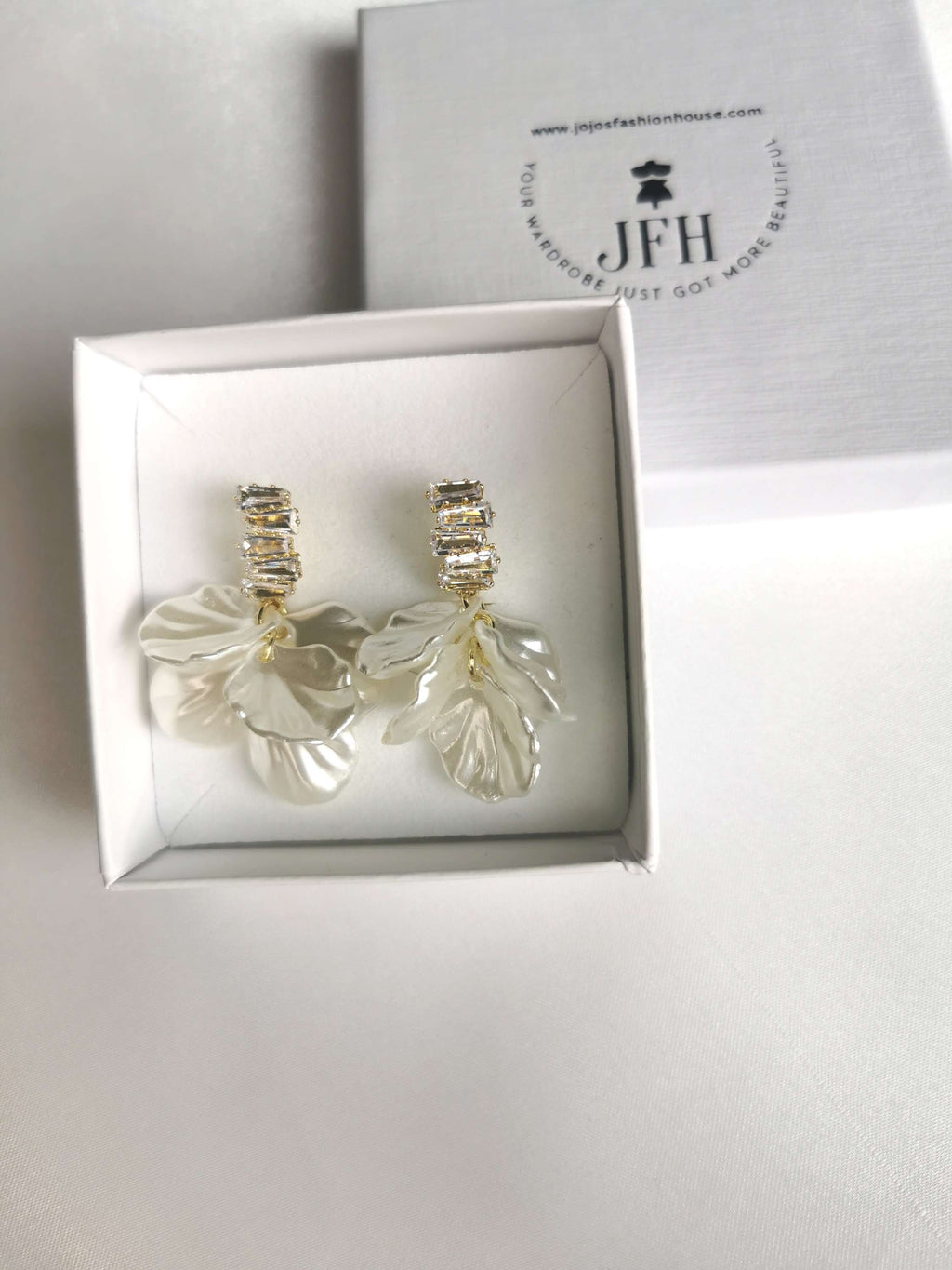 Jasmine Petal Shape Drop Earrings image 2