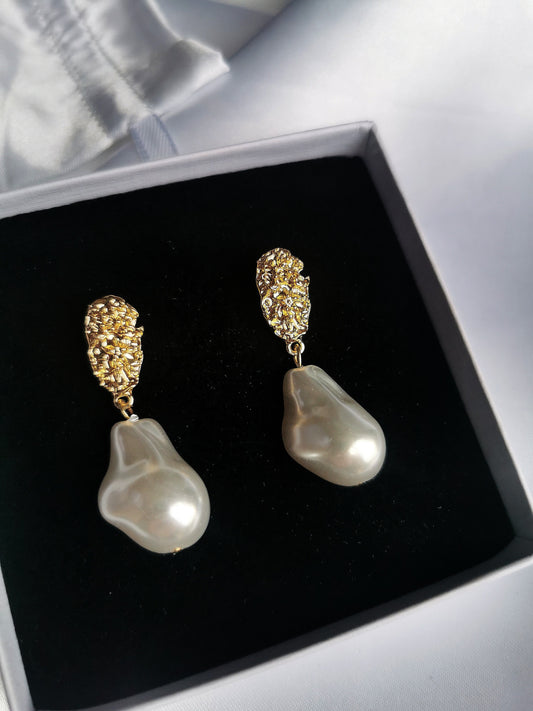 Valerie Drop image 0