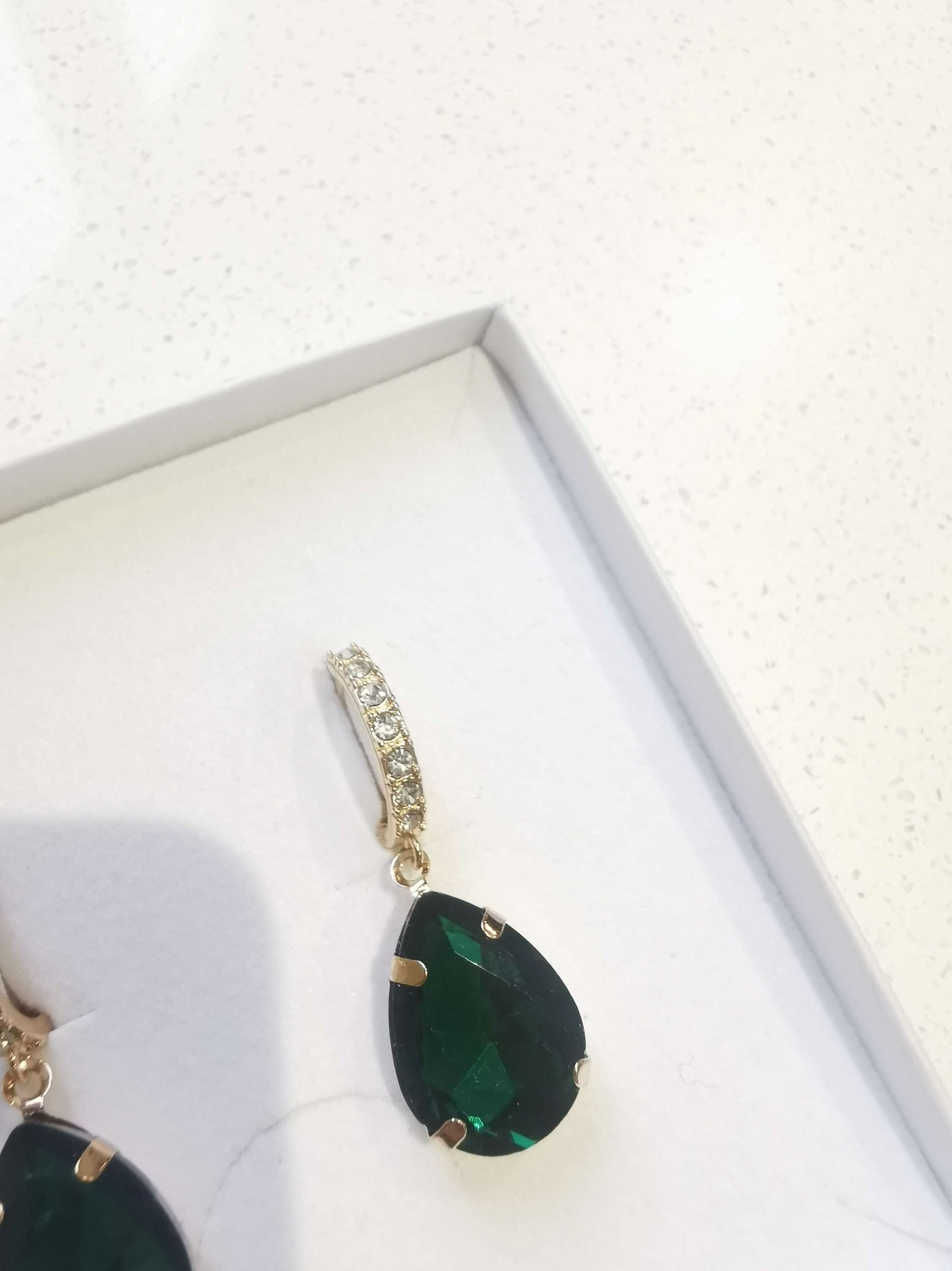 Jonie Drop Emerald  image 4