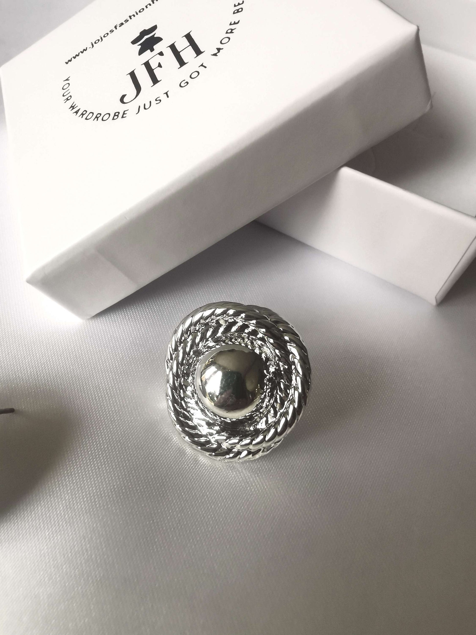 Linda Silver Stud image 3
