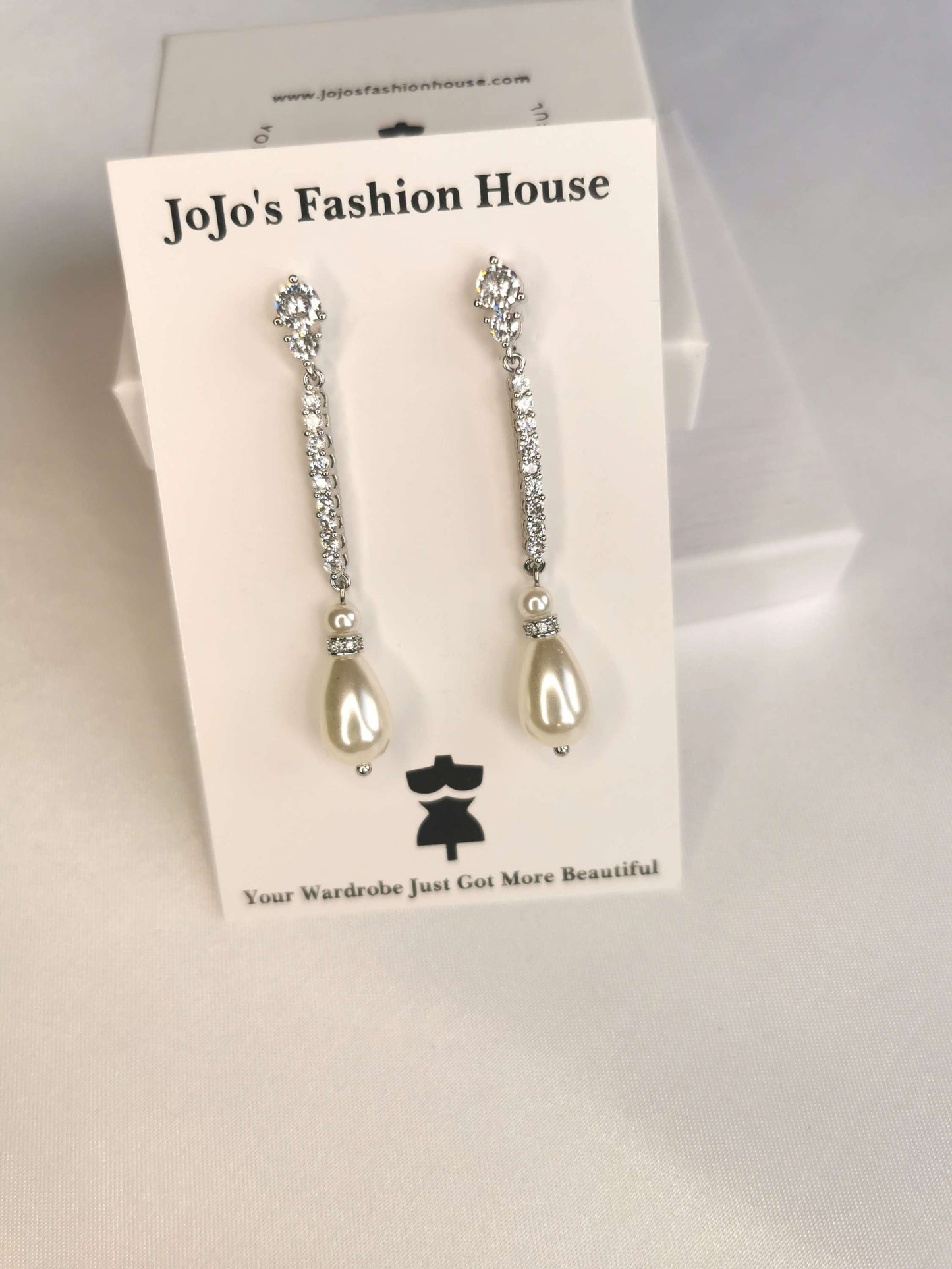 Suzanna Drop Silver  image 0