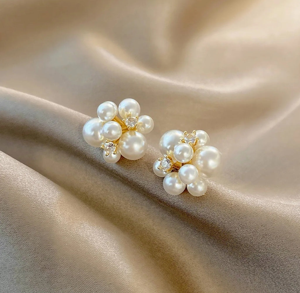 Amy Pearl Diamanté Cluster  image 4